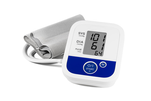 5 Things You Need to Know Before Buying a Blood Pressure Monitor
